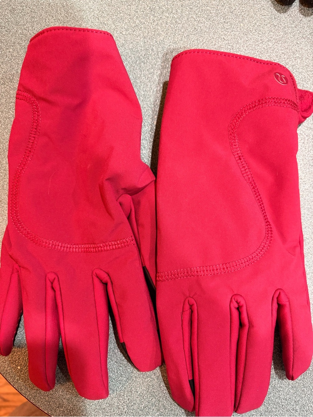 lululemon athletica Bright Red Performance Stretch Gloves